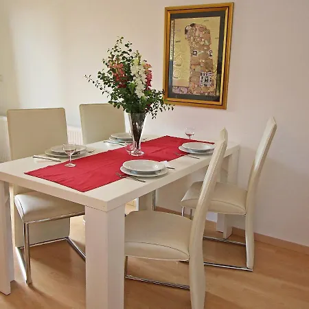 Anita.1 * Gerasdorf bei Wien